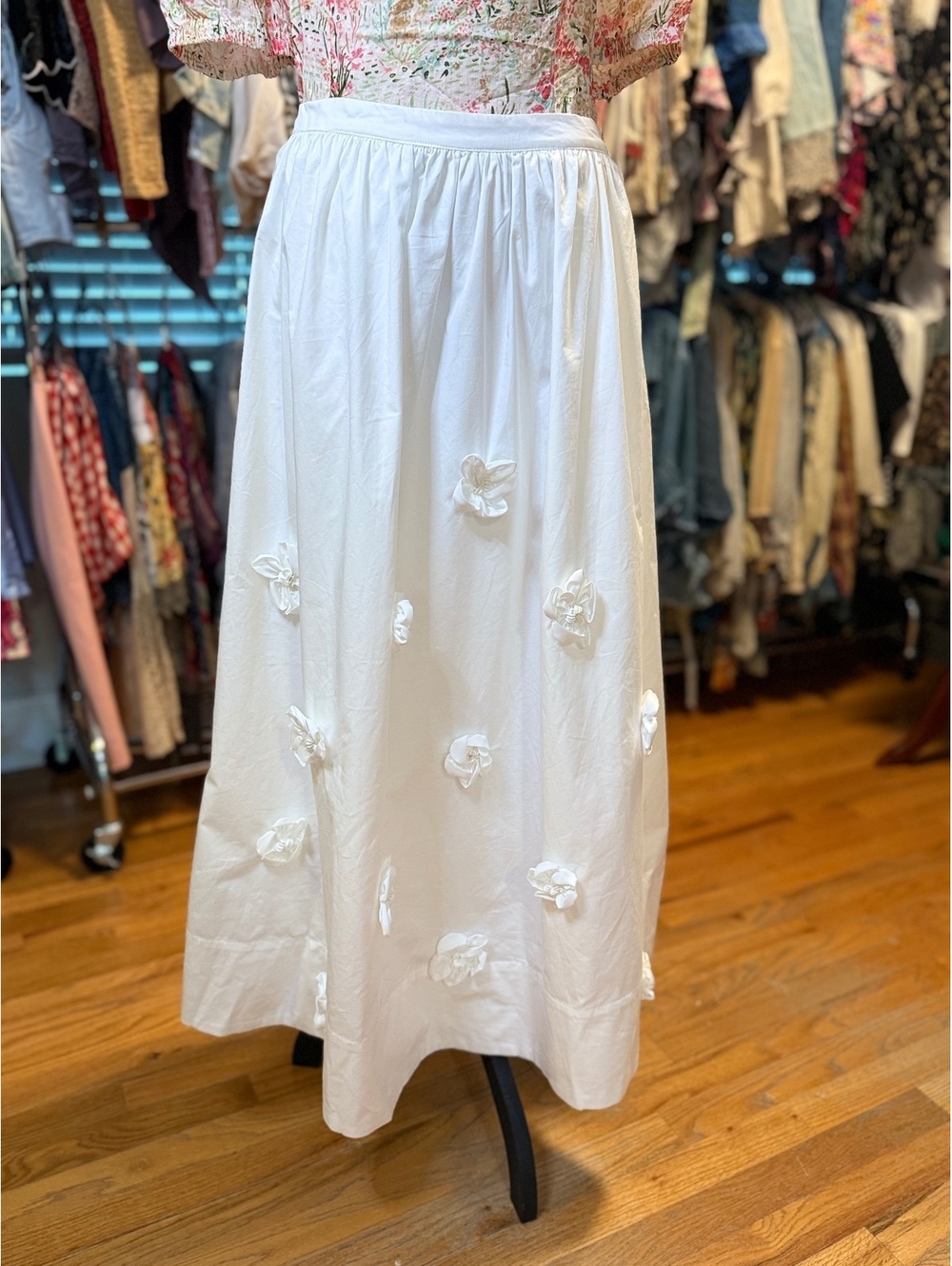ENGLISH FACTORY 3D Flower Appliqué Maxi Skirt White NWT Medium